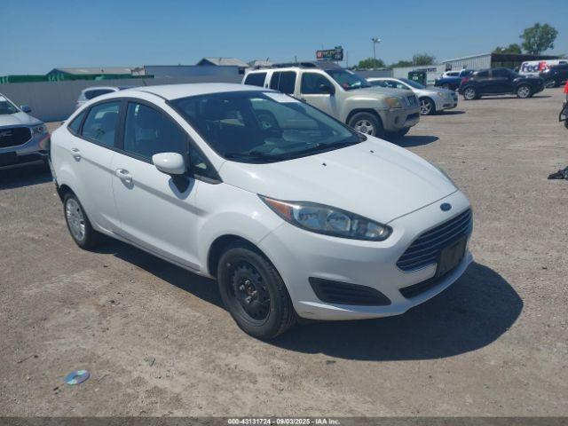  Salvage Ford Fiesta