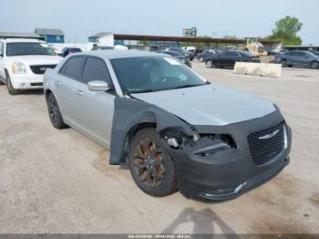  Salvage Chrysler 300