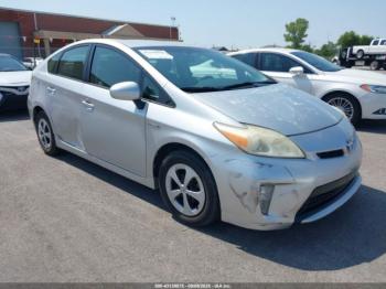  Salvage Toyota Prius