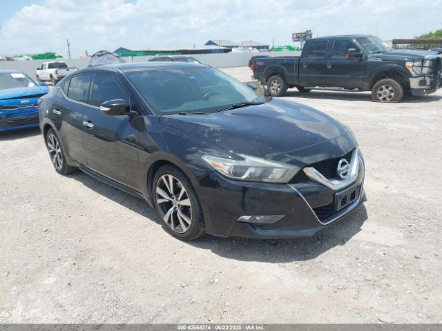  Salvage Nissan Maxima