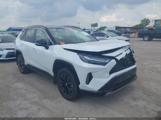  Salvage Toyota RAV4