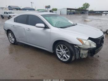  Salvage Nissan Maxima