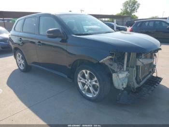  Salvage Mitsubishi Outlander