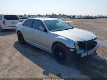  Salvage Chrysler 300
