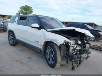  Salvage Rivian R1s