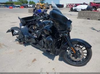  Salvage Harley-Davidson Flhtcutg