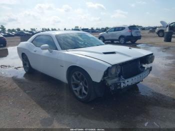  Salvage Dodge Challenger