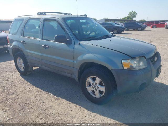  Salvage Ford Escape