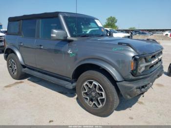  Salvage Ford Bronco