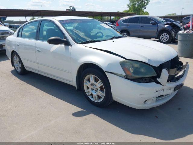 Salvage Nissan Altima