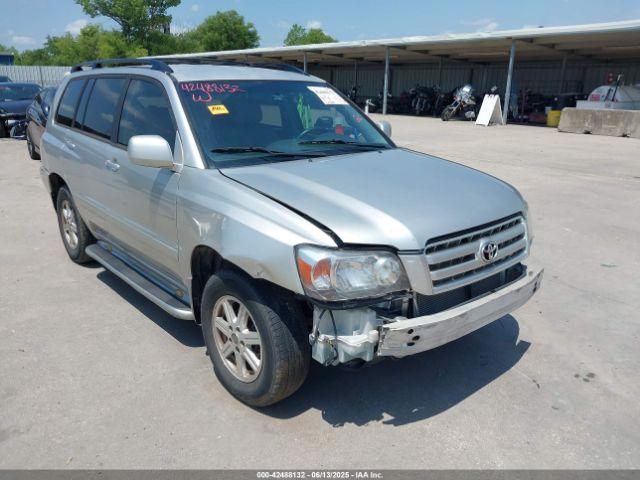  Salvage Toyota Highlander