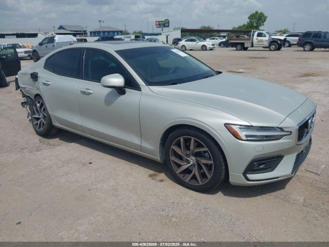  Salvage Volvo S60