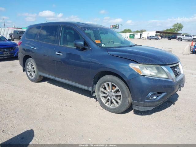  Salvage Nissan Pathfinder
