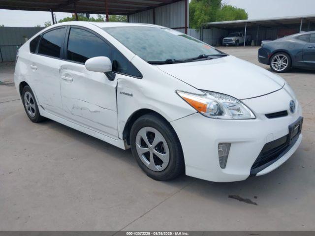  Salvage Toyota Prius