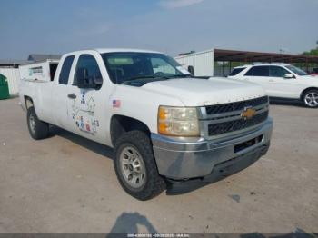  Salvage Chevrolet Silverado 3500