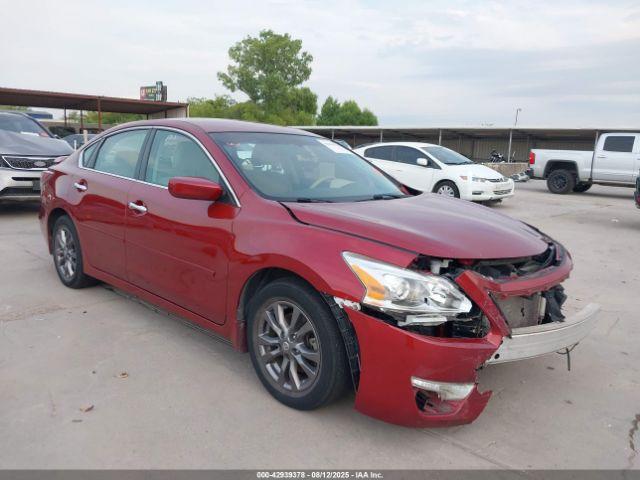  Salvage Nissan Altima