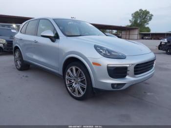  Salvage Porsche Cayenne