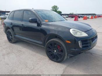  Salvage Porsche Cayenne