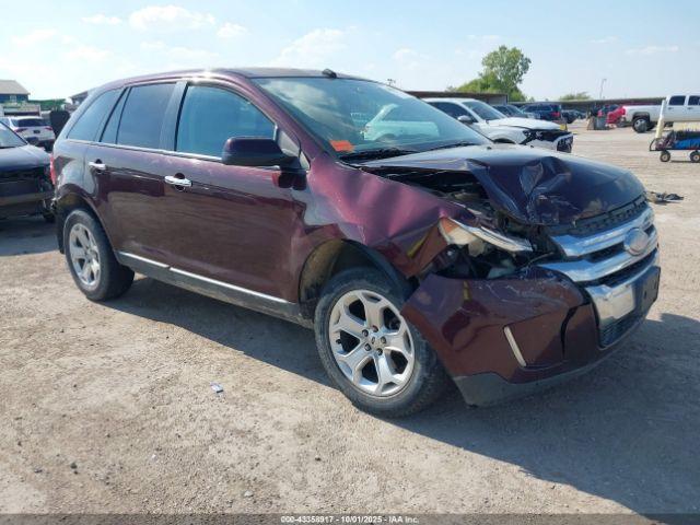  Salvage Ford Edge