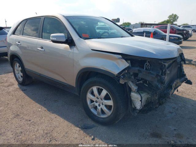  Salvage Kia Sorento