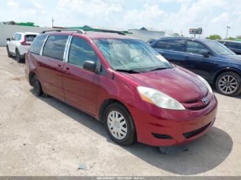  Salvage Toyota Sienna