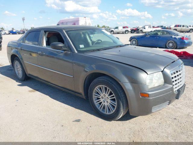  Salvage Chrysler 300