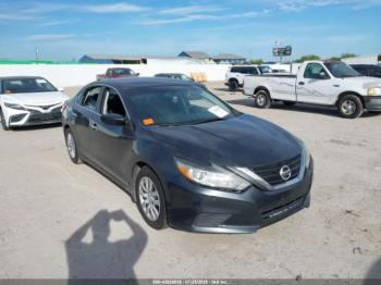  Salvage Nissan Altima