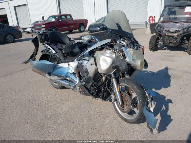  Salvage Victory Motorcycles Vision