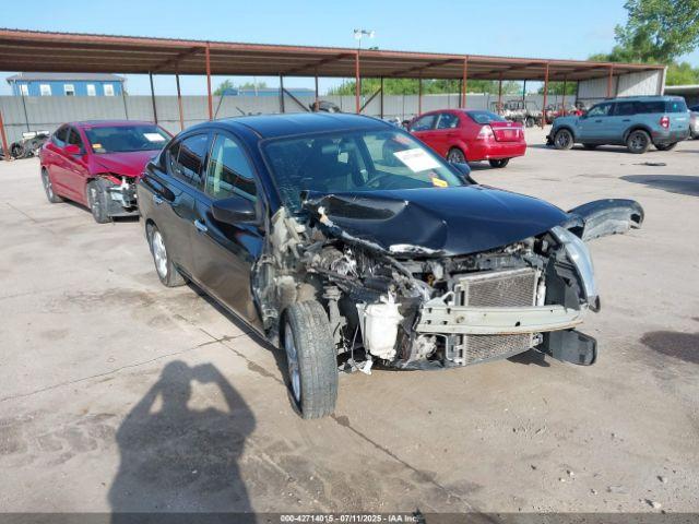  Salvage Nissan Versa