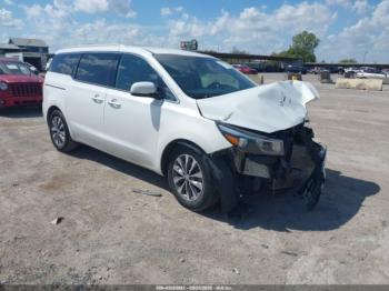  Salvage Kia Sedona