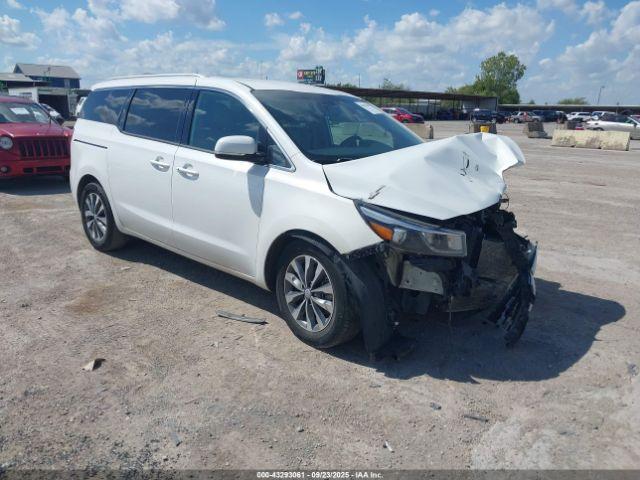  Salvage Kia Sedona