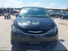 Chrysler Pacifica Touring Image 13