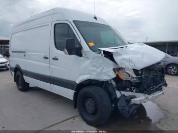  Salvage Freightliner Sprinter 2500