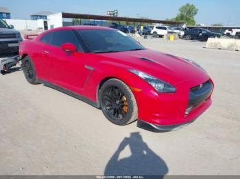  Salvage Nissan GT-R