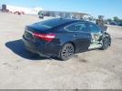 Toyota Avalon Limited Image 3