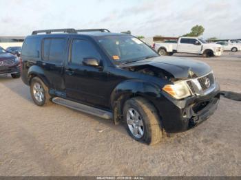  Salvage Nissan Pathfinder