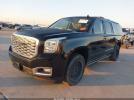GMC Yukon Denali Image 6