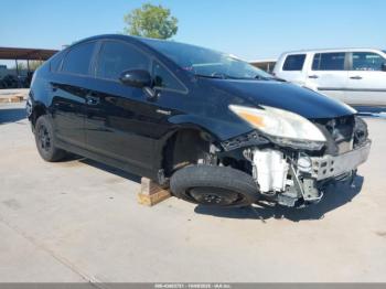 Salvage Toyota Prius