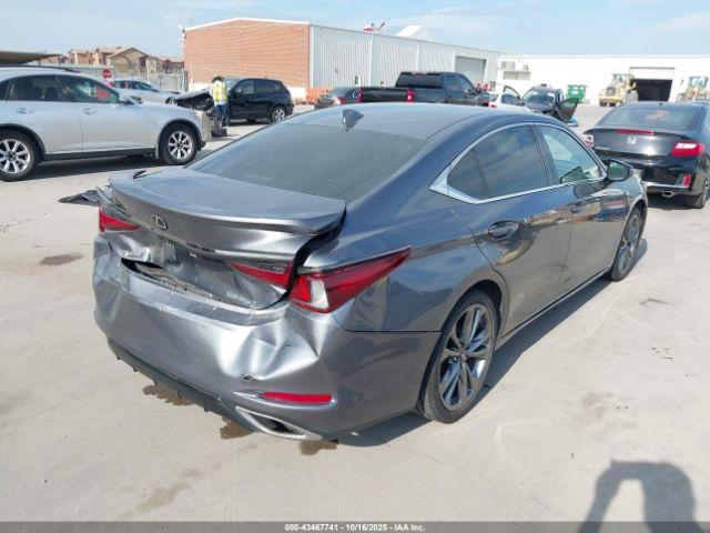 Lexus Es F Sport Image 17