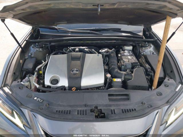 Lexus Es F Sport Image 2