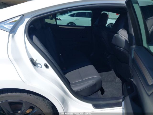 Lexus Es F Sport Image 9