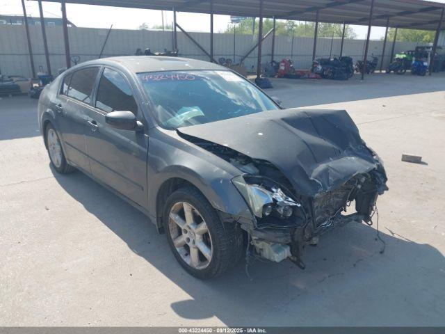  Salvage Nissan Maxima