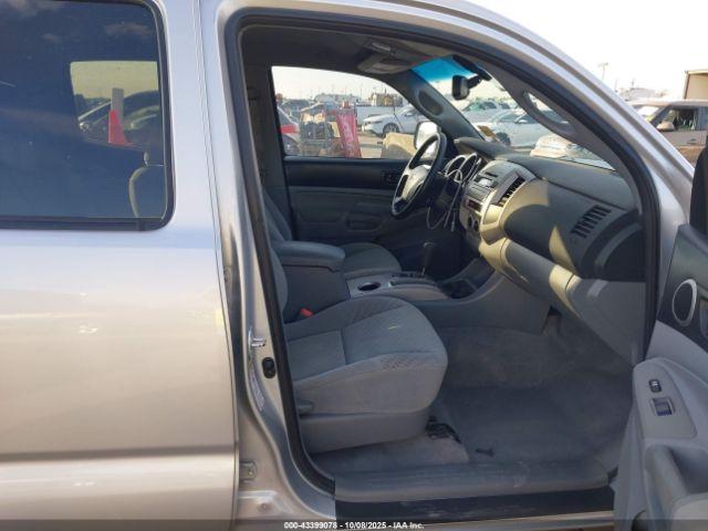 Toyota Tacoma Base V6 Image 17