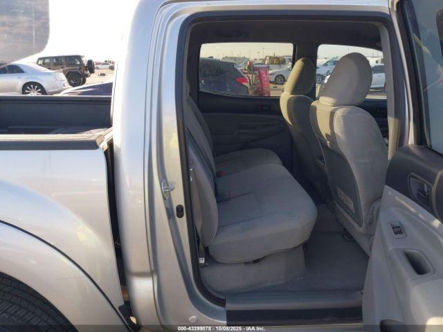Toyota Tacoma Base V6 Image 12