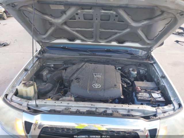 Toyota Tacoma Base V6 Image 15