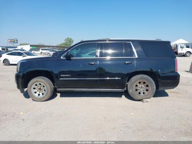 GMC Yukon Denali Image 9