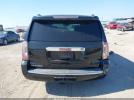 GMC Yukon Denali Image 10
