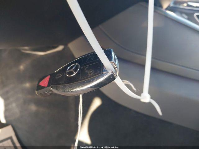 Mercedes-Benz S-Class 4matic Image 10