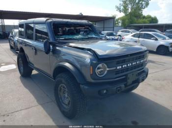  Salvage Ford Bronco