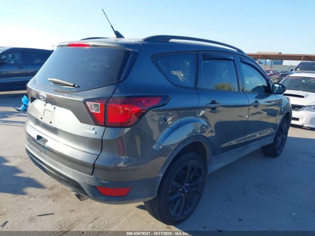 Ford Escape Se Image 12